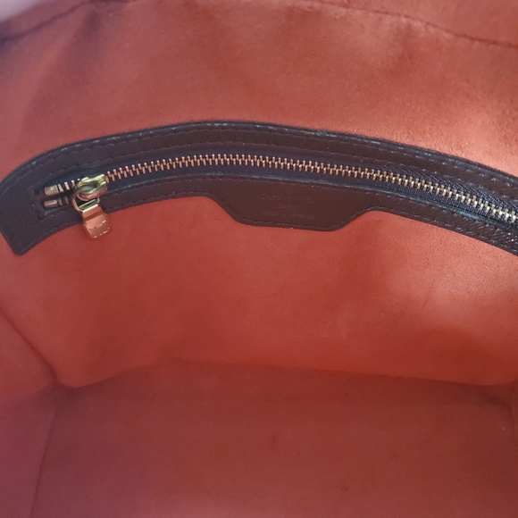 Louis Vuitton Damier Handbag - Picture 7 of 16